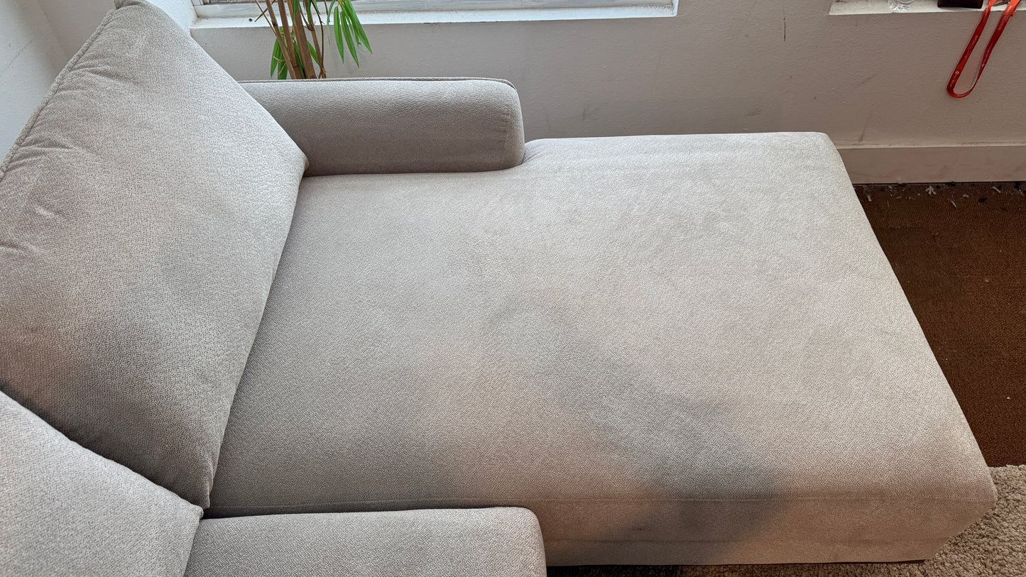 Liquidation Costco Myla Sectional Couch