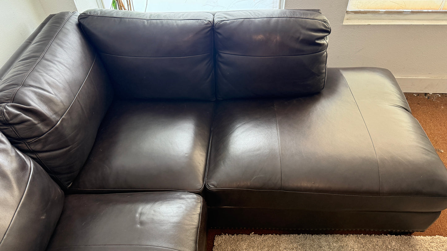 Liquidation Thomasville Artesian Top Grain Leather Sectional