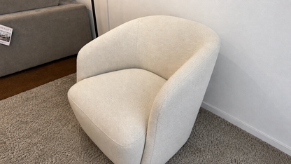 Liquidation Henredon Murphy Swivel Cream Boucle Chair