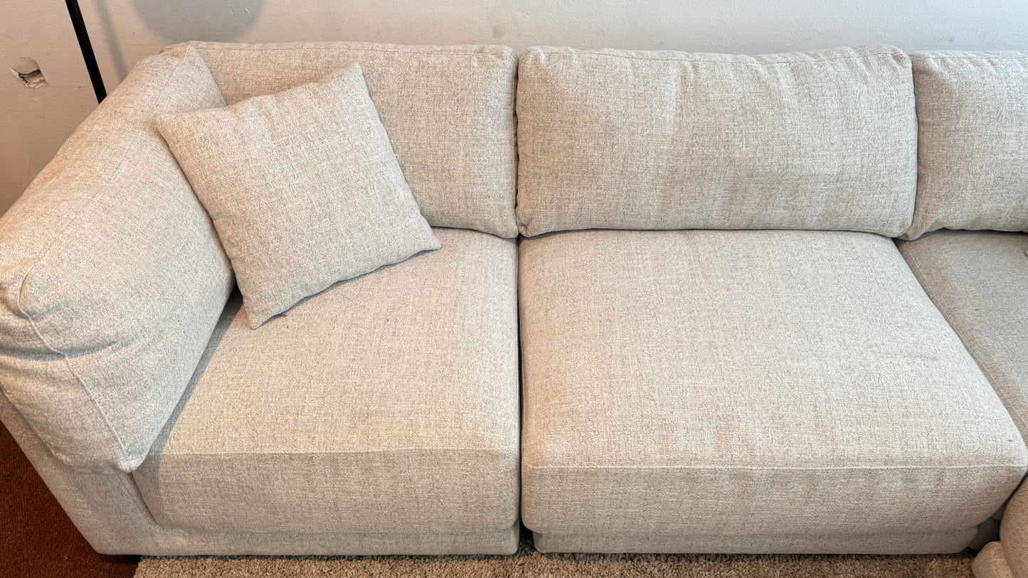 Liquidation Costco Dayna Modular Sectional Couch