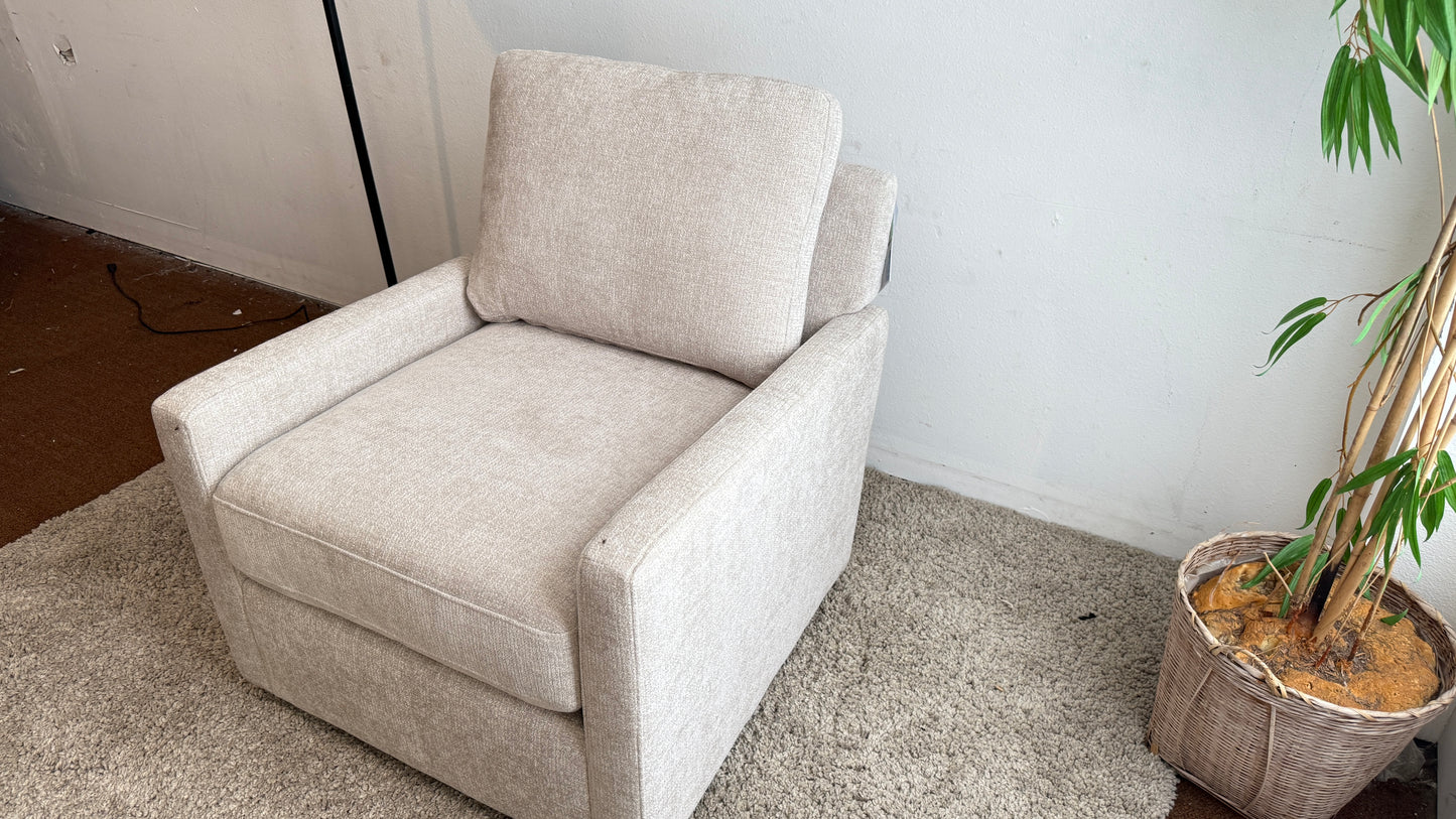 Liquidation Henredon Marley Fabric Swivel Accent Chair