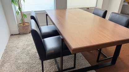 Liquidation Costco Tatum Dining Set